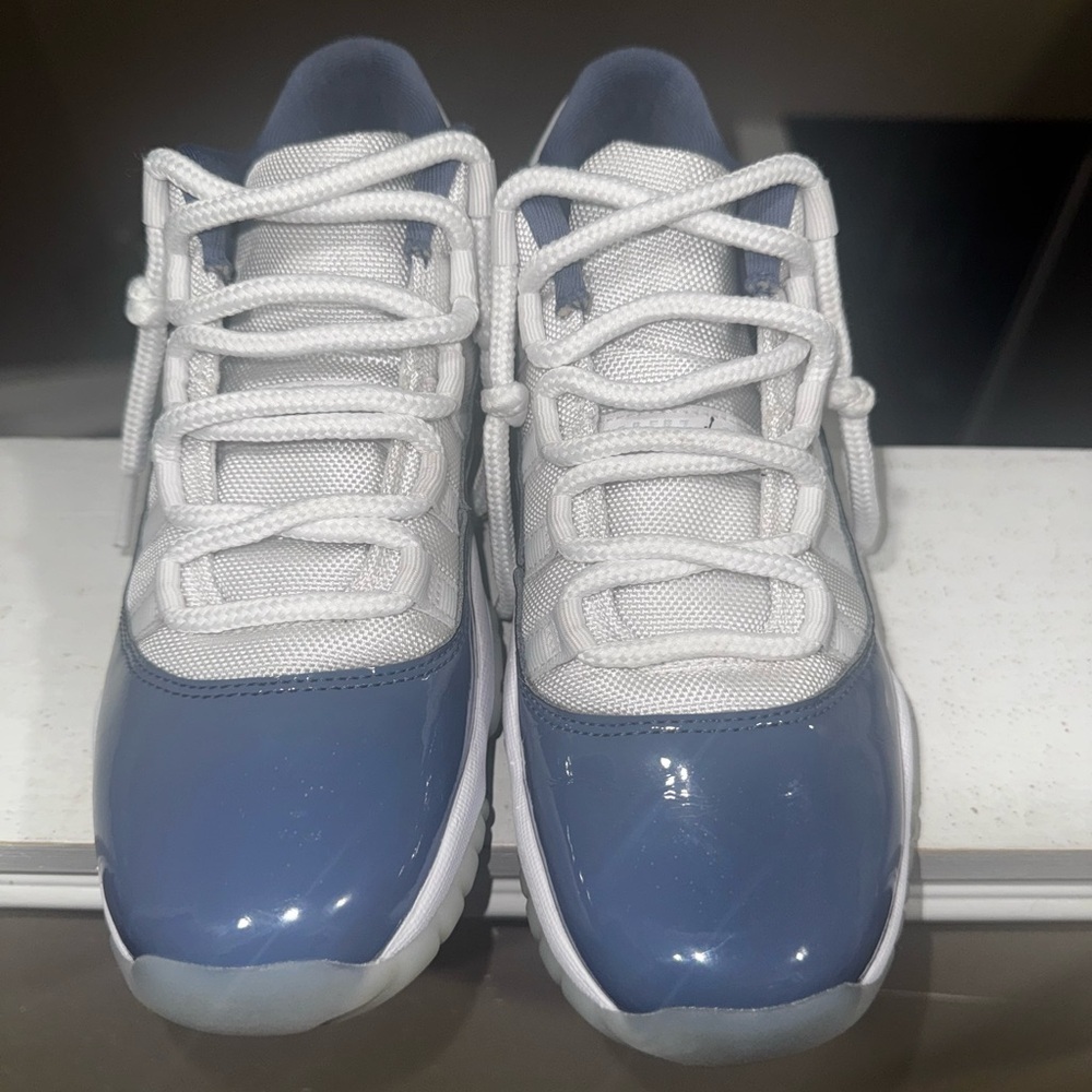 Air Jordan 11 Retro Low - Picture 4 of 8
